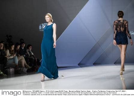 Barcelona Bridal Fashion Week - Cristina Tambonero Modenschau April 27, 2016 - Barcelona, Catalonia, Spain - A model walks the runway presenting a dress of the Spring Summer 2017 collection during the Cristina Tamborero catwalk show at the Barcelona Bridal Fashion Week 2016 Barcelona Spain - ZUMAo105