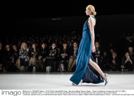 Barcelona Bridal Fashion Week - Cristina Tambonero Modenschau April 27, 2016 - Barcelona, Catalonia, Spain - A model walks the runway presenting a dress of the Spring Summer 2017 collection during the Cristina Tamborero catwalk show at the Barcelona Bridal Fashion Week 2016 Barcelona Spain - ZUMAo105