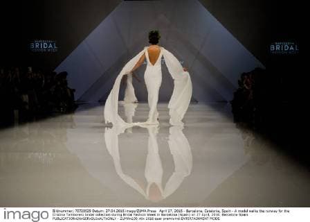 April 27, 2016 - Barcelona, Catalonia, Spain - A model walks the runway for the Cristina Tamborero bridal collection during Bridal Fashion Week in Barcelona (Spain) on 27 April, 2016. Barcelona Spain  - ZUMAn230