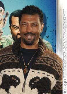 April 27, 2016 - Hollywood, CA, United States - 27 April 2016 - Hollywood, California - Deon Cole. Arrivals for the Los Angeles Premiere of Warner Bros. Keanu held at ArcLight Hollywood. Photo Credit: Hollywood United States - ZUMAa123