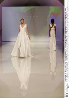 Models present creations by Marylise&Rembo Styling at the Barcelona Bridal Fashion Week, in Barcelona, Spain, 28 April 2016. The event runs from 26 to 29 April. Marylise&Rembo Styling - Barcelona Bridal Fashion Week !ACHTUNG: NUR REDAKTIONELLE NUTZUNG!  GRA090 20160428-635974439947917721