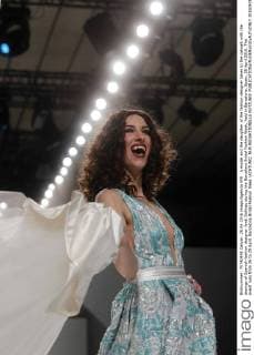 A model and the daugther of the fashion designer takes to the catwalk with the desings of Spanish fashion designer Jordi Dalmau during the Barcelona Bridal Fashion Week, held in Barcelona, Spain, 28 April 2016. The event runs from 26 to 29 April. Barcelona Bridal Fashion Week !ACHTUNG: NUR REDAKTIONELLE NUTZUNG!  20160428-635974627900358595