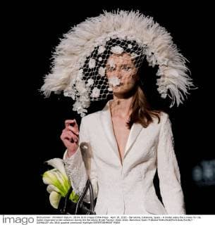 April 28, 2016 - Barcelona, Catalonia, Spain - A model walks the runway for the Isabel Zapardiez bridal collection during the Barcelona Bridal Fashion Week 2016. Barcelona Spain - ZUMAb137