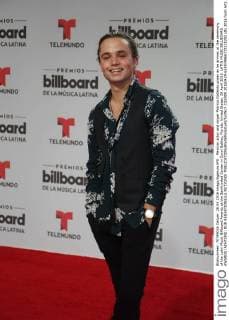 Mexican actor and singer Patricio Gallardo poses as he arrives at the ceremony of the Latin Music Billboard Awards at the BankUnited Center in Coral Gables, Florida, United States, 28 April 2016. LATIN MUSIC BILLBOARD AWARDS !ACHTUNG: NUR REDAKTIONELLE NUTZUNG!  CGS009 20160429-635974966772118292