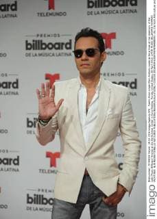 Puerto Rican singer Marc Anthony poses as he arrives at the ceremony of the Latin Music Billboard Awards at the BankUnited Center in Coral Gables, Florida, United States, 28 April 2016. LATIN MUSIC BILLBOARD AWARDS !ACHTUNG: NUR REDAKTIONELLE NUTZUNG!  CGS030 20160429-635974978784898292