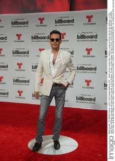 Puerto Rican singer Marc Anthony poses as he arrives at the ceremony of the Latin Music Billboard Awards at the BankUnited Center in Coral Gables, Florida, United States, 28 April 2016. LATIN MUSIC BILLBOARD AWARDS !ACHTUNG: NUR REDAKTIONELLE NUTZUNG!  CGS031 20160429-635974979409210292