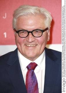 Frank-Walter Steinmeier bei der Henri Nannen Preis 2016 Verleihung im Curio Haus. Hamburg, 28.04.2016 Foto:xgbrcix xFuturexImage