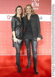 Inka Schneider und Bettina Tietjen bei der Henri Nannen Preis 2016 Verleihung im Curio Haus. Hamburg, 28.04.2016 Foto:xgbrcix xFuturexImage