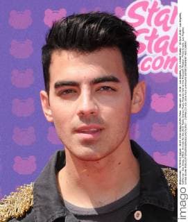 February 19, 2016 - Los Angeles, CA, United States - 30 April 2016 - Los Angeles, California - Joe Jonas, DNCE. Arrivals for the 2016 Radio Disney Music Awards held at the Microsoft Theater. Photo Credit: Los Angeles United States - ZUMAa123