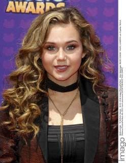 Brec Bassinger RADIO DISNEY MUSIC AWARDS Los Angeles Patrick Rideaux PicturePerfect