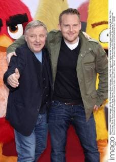 Axel Prahl und Axel Stein bei der Premiere des Kinofilms Angry Birds: Der Film The Angry Birds Movie im CineStar Sony Center. Berlin, 01.05.2016 Foto:xA.xBuggex xFuturexImage