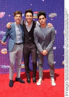 April 30, 2016 - Los Angeles, California, United States - April 30th 2016 - Los Angeles California USA - Singers FOREVER IN YOUR MIND at the Radio Disney Miusic Awards held at the Microsoft Theater, Los Angeles Los Angeles United States - ZUMAf05_