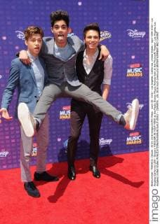 April 30, 2016 - Los Angeles, California, United States - April 30th 2016 - Los Angeles California USA - Singers FOREVER IN YOUR MIND at the Radio Disney Miusic Awards held at the Microsoft Theater, Los Angeles Los Angeles United States - ZUMAf05_