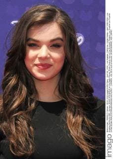 April 30, 2016 - Los Angeles, California, United States - April 30th 2016 - Los Angeles California USA - Actress HAILEE STEINFELD at the Radio Disney Miusic Awards held at the Microsoft Theater, Los Angeles Los Angeles United States - ZUMAf05_