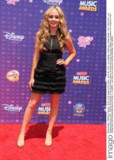 April 30, 2016 - Los Angeles, California, United States - April 30th 2016 - Los Angeles California USA - SOPHIE REYNOLDS at the Radio Disney Miusic Awards held at the Microsoft Theater, Los Angeles Los Angeles United States - ZUMAf05_