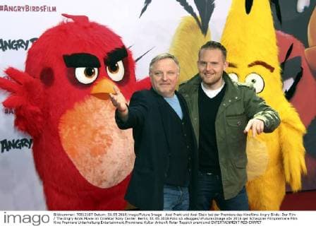 Axel Prahl und Axel Stein bei der Premiere des Kinofilms Angry Birds: Der Film The Angry Birds Movie im CineStar Sony Center. Berlin, 01.05.2016 Foto:xA.xBuggex xFuturexImage