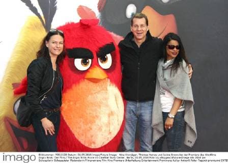 Nina Kronjäger, Thomas Heinze und Jackie Brown bei der Premiere des Kinofilms Angry Birds: Der Film The Angry Birds Movie im CineStar Sony Center. Berlin, 01.05.2016 Foto:xA.xBuggex xFuturexImage