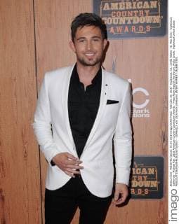 February 20, 2016 - Inglewood, CA, United States - 01 May 2016 - Inglewood, California - Michael Ray. 2016 American Country Countdown Awards - Press Room held at The Forum. Photo Credit: Inglewood United States - ZUMAa123