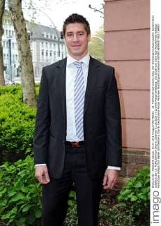 19. TOPILEAN Golf Charity Gala. Der ehemalige Eishockeyspieler Jochen Hecht anläßlich der 19. TOPILEAN Golf Charity Gala am 01.05.2016 im Crowne Plaza Heidelberg.