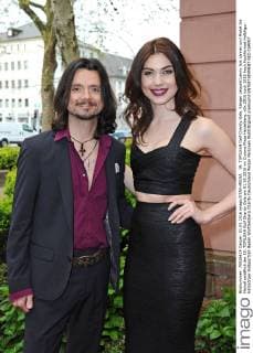 19. TOPILEAN Golf Charity Gala. Sänger Leopold Lanny Isis Lanner und Model Ira Meindl anläßlich der 19. TOPILEAN Golf Charity Gala am 01.05.2016 im Crowne Plaza Heidelberg.