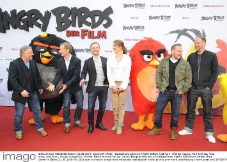 Deutschlandpremiere ANGRY BIRDS Axel Prahl, Michael Kessler, Ralf Schmitz, Anja Kling, Axel Stein, Smudo buergerlich: Michael Bernd Schmidt bei der Deutschlandpremiere des Animationsfilmes ANGRY BIRDS im CineStar Sony Center in Berlin, 01.05.2016