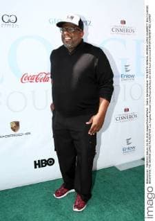 Cedric the Entertainer THE NINTH ANNUAL GEORGE LOPEZ CELEBRITY GOLF CLASSIC BENEFITING THE GEORGE LOPEZ FOUNDATION Los Angeles Michael Heart PicturePerfect