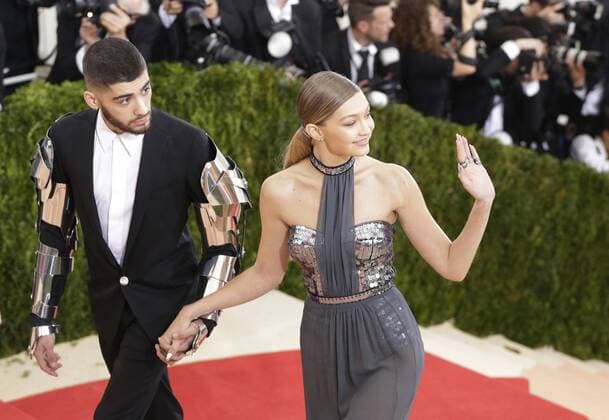 MET Gala 2016 Gigi Hadid and Zayn Malik arrive on the red carpet at the Costume Institute Benefit at The Metropolitan Museum of Art celebrating the opening of Manus x Machina: Fashion in an Age of Technology in New York City on May 2, 2016.  NYP20160502112 JOHNxANGELILLO