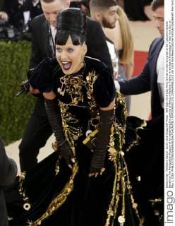 MET Gala 2016 Katy Perry arrives on the red carpet at the Costume Institute Benefit at The Metropolitan Museum of Art celebrating the opening of Manus x Machina: Fashion in an Age of Technology in New York City on May 2, 2016.  NYP20160502131 JOHNxANGELILLO