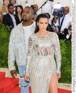 MET Gala 2016 May 2, 2016 - New York, NY, United States - 02 May 2016 - New York, New York- Kim Kardashian, Kanye West. Metropolitan Museum of Art Costume Institute Gala: Manus x Machina: Fashion in the Age of Technology. Photo Credit: Christopher Smith AdMedia New York United States - ZUMAa123