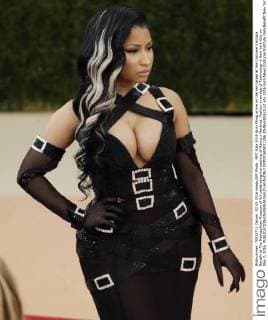 MET Gala 2016 Nicki Minaj arrive on the red carpet at the Costume Institute Benefit at The Metropolitan Museum of Art celebrating the opening of Manus x Machina: Fashion in an Age of Technology in New York City on May 2, 2016.  NYP201605021296 JOHNxANGELILLO