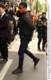 May 2, 2016 - New York, New York, U.S. - Actor MICHAEL B. JORDAN arrives to the Mark Hotel, before he attends the 2016 Costume Institute MET GALA entitled Manus x Machina: Fashion in the Age of Technology. New York U.S. - ZUMAk03_