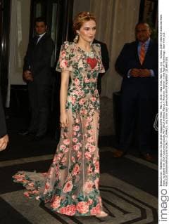 May 2, 2016 - New York, New York, U.S. - Actress ZOEY DEUTCH exits the Mark Hotel, to attend the 2016 Costume Institute MET GALA entitled Manus x Machina: Fashion in the Age of Technology. New York U.S. - ZUMAk03_