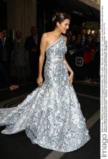 May 2, 2016 - New York, New York, U.S. - Actress ALLISON WILLIAMS exits the Mark Hotel, to attend the 2016 Costume Institute MET GALA entitled Manus x Machina: Fashion in the Age of Technology. New York U.S. - ZUMAk03_