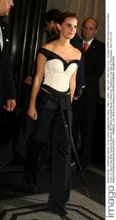 May 2, 2016 - New York, New York, U.S. - Actress EMMA WATSON exits the Mark Hotel, to attend the 2016 Costume Institute MET GALA entitled Manus x Machina: Fashion in the Age of Technology. New York U.S. - ZUMAk03_
