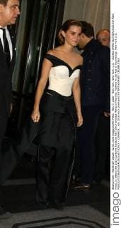 May 2, 2016 - New York, New York, U.S. - Actress EMMA WATSON exits the Mark Hotel, to attend the 2016 Costume Institute MET GALA entitled Manus x Machina: Fashion in the Age of Technology. New York U.S. - ZUMAk03_