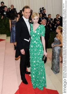 MET Gala 2016 May 2, 2016 - New York, NY, United States - 02 May 2016 - New York, New York- Tom Hiddleston, Elizabeth Debicki. Metropolitan Museum of Art Costume Institute Gala: Manus x Machina: Fashion in the Age of Technology. Photo Credit: Christopher Smith AdMedia New York United States - ZUMAa123