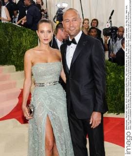 MET Gala 2016 May 2, 2016 - New York, NY, United States - 02 May 2016 - New York, New York- Hannah Davis, Derek Jeter. Metropolitan Museum of Art Costume Institute Gala: Manus x Machina: Fashion in the Age of Technology. Photo Credit: Christopher Smith AdMedia New York United States - ZUMAa123