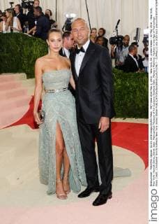 MET Gala 2016 May 2, 2016 - New York, NY, United States - 02 May 2016 - New York, New York- Hannah Davis, Derek Jeter. Metropolitan Museum of Art Costume Institute Gala: Manus x Machina: Fashion in the Age of Technology. Photo Credit: Christopher Smith AdMedia New York United States - ZUMAa123