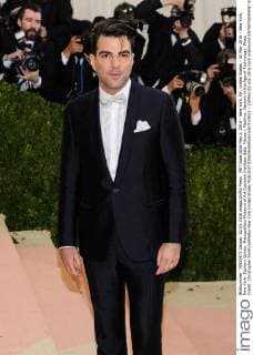 MET Gala 2016 May 2, 2016 - New York, NY, United States - 02 May 2016 - New York, New York- Zachary Quinto. Metropolitan Museum of Art Costume Institute Gala: Manus x Machina: Fashion in the Age of Technology. Photo Credit: Christopher Smith AdMedia New York United States - ZUMAa123