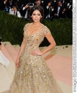 MET Gala 2016 May 2, 2016 - New York, NY, United States - 02 May 2016 - New York, New York- Nina Dobrev. Metropolitan Museum of Art Costume Institute Gala: Manus x Machina: Fashion in the Age of Technology. Photo Credit: Christopher Smith AdMedia New York United States - ZUMAa123