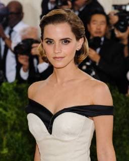 Bilder des Tages MET Gala 2016 May 2, 2016 - New York, NY, United States - 02 May 2016 - New York, New York- Emma Watson. Metropolitan Museum of Art Costume Institute Gala: Manus x Machina: Fashion in the Age of Technology. Photo Credit: Christopher Smith AdMedia New York United States - ZUMAa123