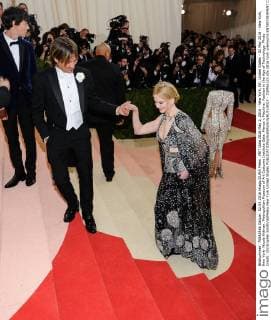 MET Gala 2016 May 2, 2016 - New York, NY, United States - 02 May 2016 - New York, New York- Nicole Kidman. Metropolitan Museum of Art Costume Institute Gala: Manus x Machina: Fashion in the Age of Technology. Photo Credit: Christopher Smith AdMedia New York United States - ZUMAa123