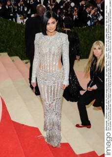 MET Gala 2016 May 2, 2016 - New York, NY, United States - 02 May 2016 - New York, New York- Kylie Jenner. Metropolitan Museum of Art Costume Institute Gala: Manus x Machina: Fashion in the Age of Technology. Photo Credit: Christopher Smith AdMedia New York United States - ZUMAa123