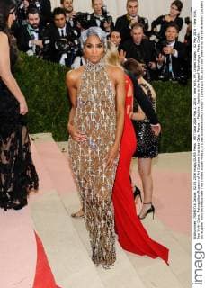 MET Gala 2016 May 2, 2016 - New York, NY, United States - 02 May 2016 - New York, New York- Ciara. Metropolitan Museum of Art Costume Institute Gala: Manus x Machina: Fashion in the Age of Technology. Photo Credit: Christopher Smith AdMedia New York United States - ZUMAa123