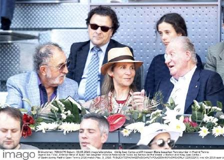 König Juan Carlos und Prinzessin Elena besuchen Tennisturnier in Madrid Tennis legend Ion Tiriac, Infanta Elena of Spain her daughter Victoria Federica de Todos los Santos de Marichalar y Borbon and King Juan Carlos I of Spain during Madrid Open Tennis 2016 match.May, 3, 2016.  (23833243)