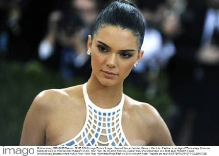 Kendall Jenner bei der Manus x Machina: Fashion in an Age of Technology Costume Institute Gala im Metropolitan Museum of Art. New York, 02.05.2016 Foto:xD.xVanxTinex xFuturexImage