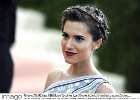 Allison Williams bei der Manus x Machina: Fashion in an Age of Technology Costume Institute Gala im Metropolitan Museum of Art. New York, 02.05.2016 Foto:xD.xVanxTinex xFuturexImage