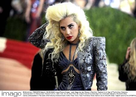 Lady Gaga bei der Manus x Machina: Fashion in an Age of Technology Costume Institute Gala im Metropolitan Museum of Art. New York, 02.05.2016 Foto:xD.xVanxTinex xFuturexImage
