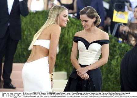 Margot Robbie und Emma Watson bei der Manus x Machina: Fashion in an Age of Technology Costume Institute Gala im Metropolitan Museum of Art. New York, 02.05.2016 Foto:xD.xVanxTinex xFuturexImage