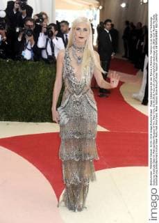 Poppy Delevingne bei der Manus x Machina: Fashion in an Age of Technology Costume Institute Gala im Metropolitan Museum of Art. New York, 02.05.2016 Foto:xD.xVanxTinex xFuturexImage